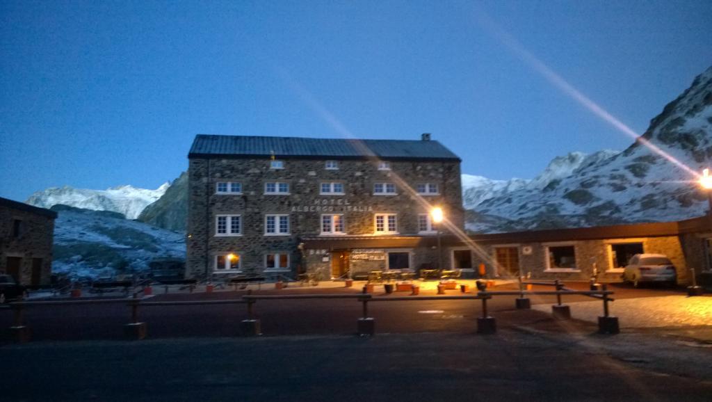 Albergo Italia 萨伊恩特-雷米-恩-博塞斯 外观 照片